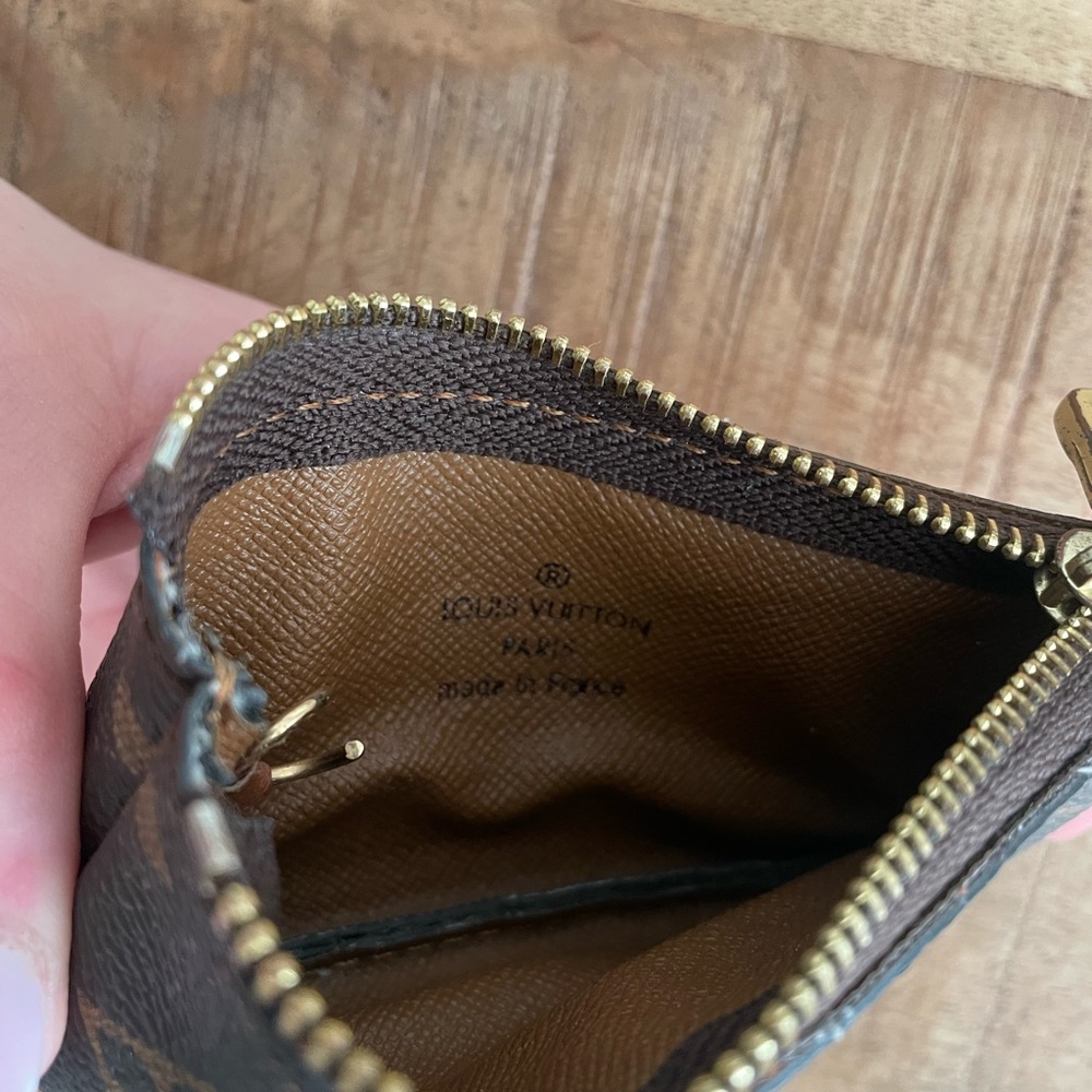 LV Brown Monogram Pouch - Picture 5 of 6